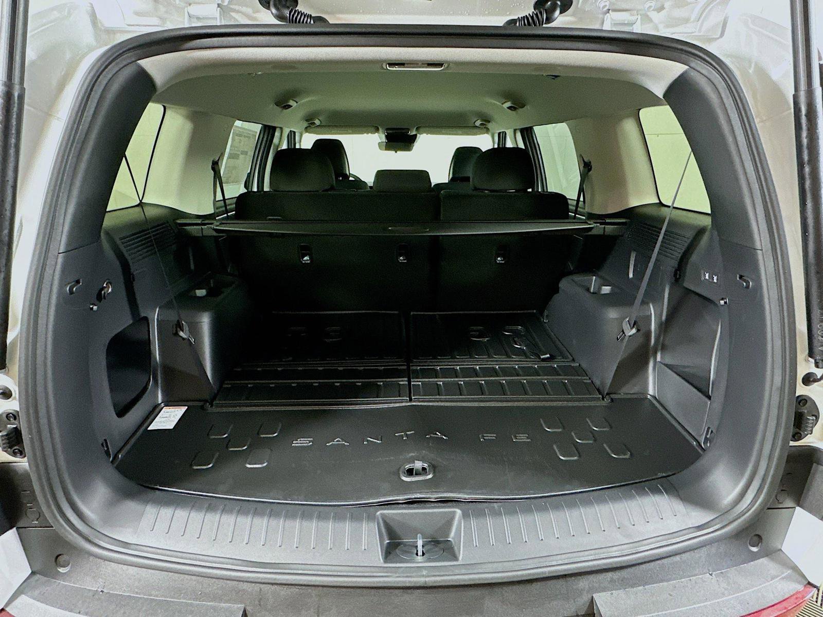 New 2025 Hyundai Santa Fe SE image 23