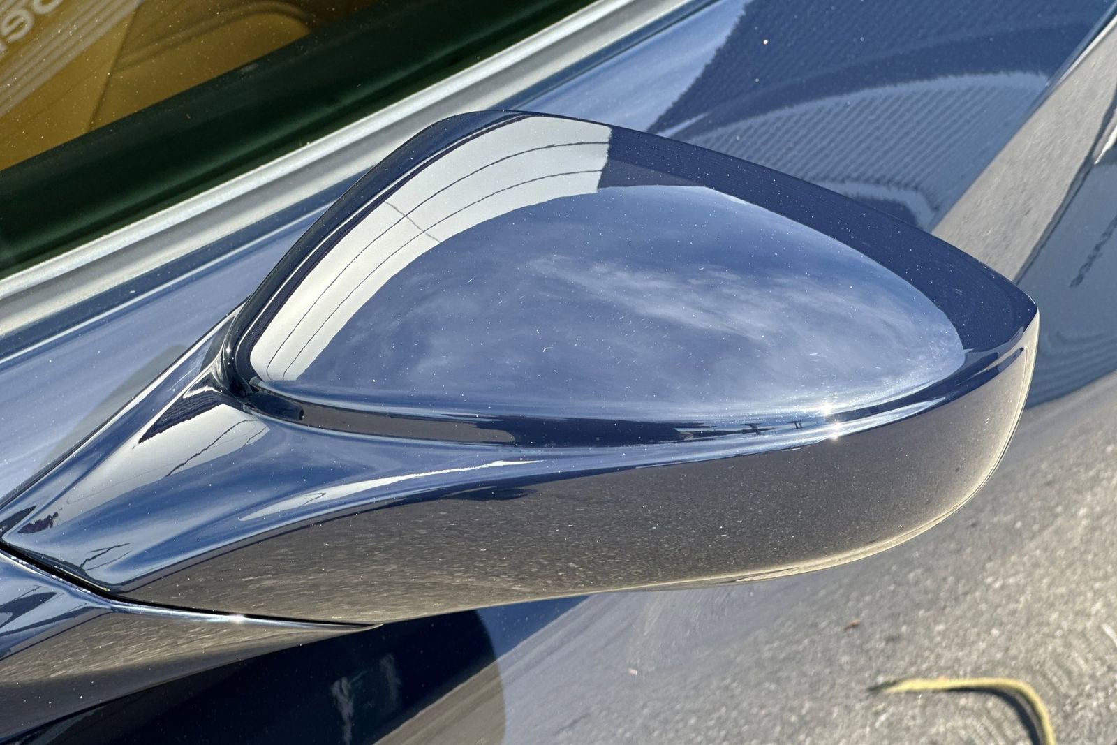 Used 2018 Ferrari 488 Spider image 38