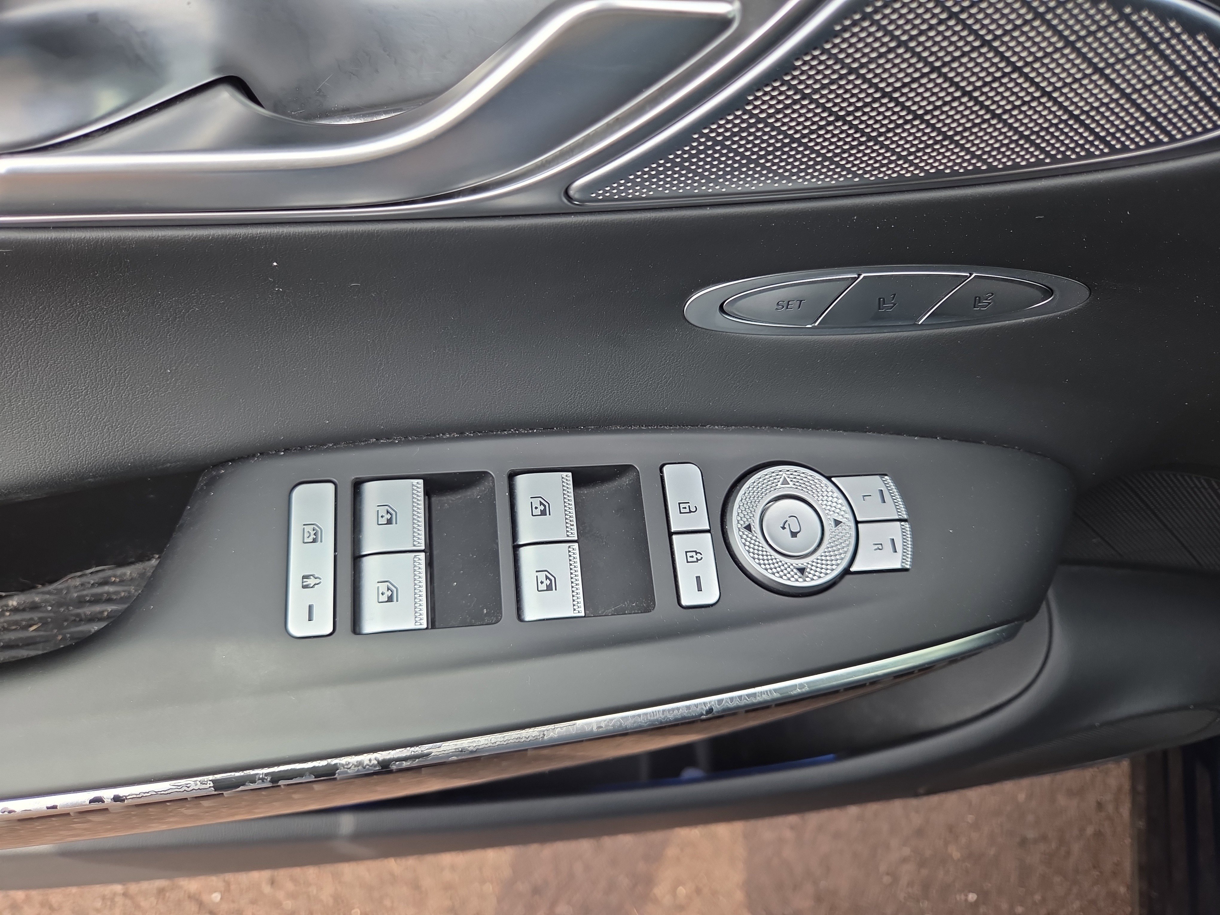 Used 2022 Genesis GV70 3.5T Sport w/ Sport Prestige Package image 33