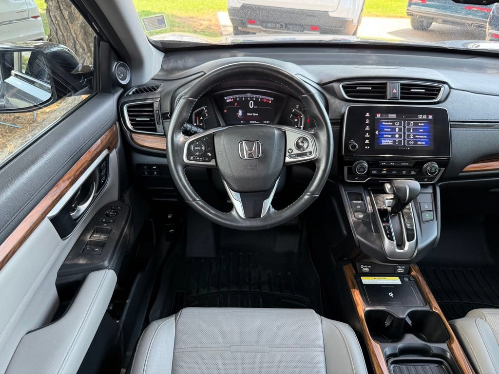 Used 2020 Honda CR-V Touring image 2
