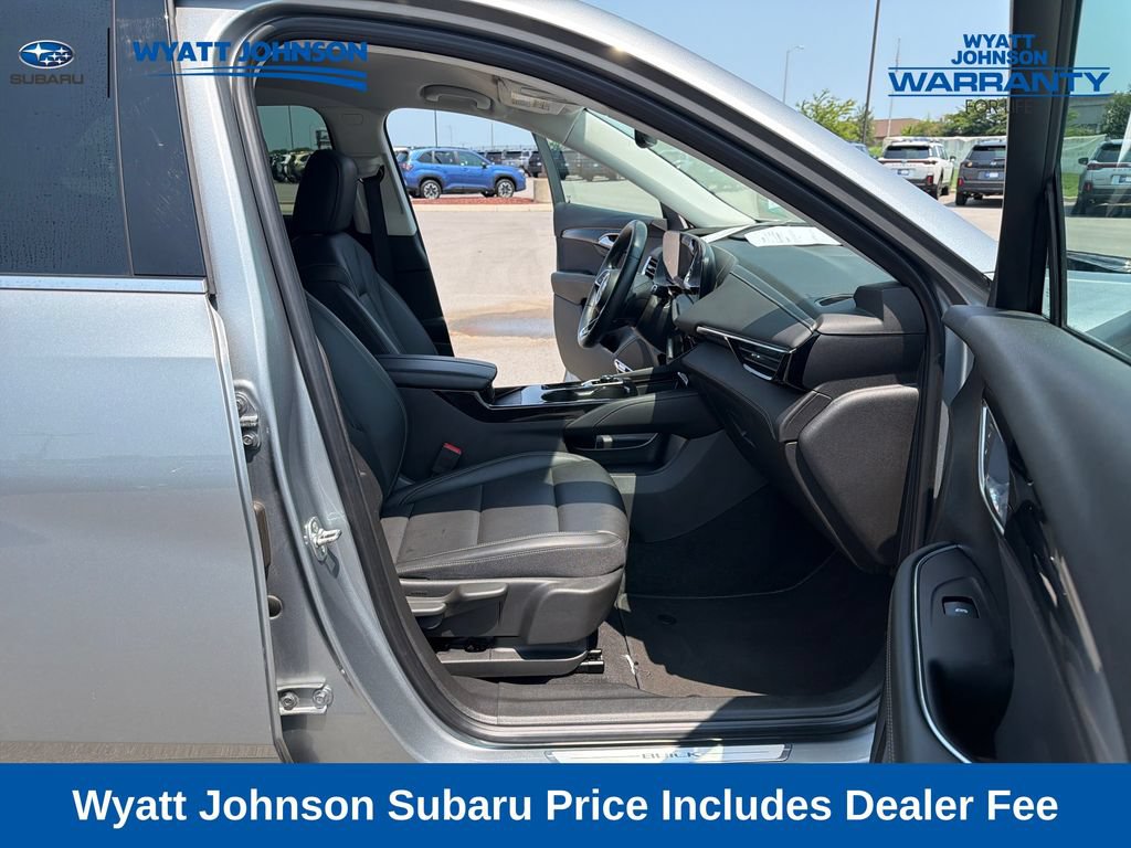 Used 2024 Buick Envision Preferred AWD/4WD image 37
