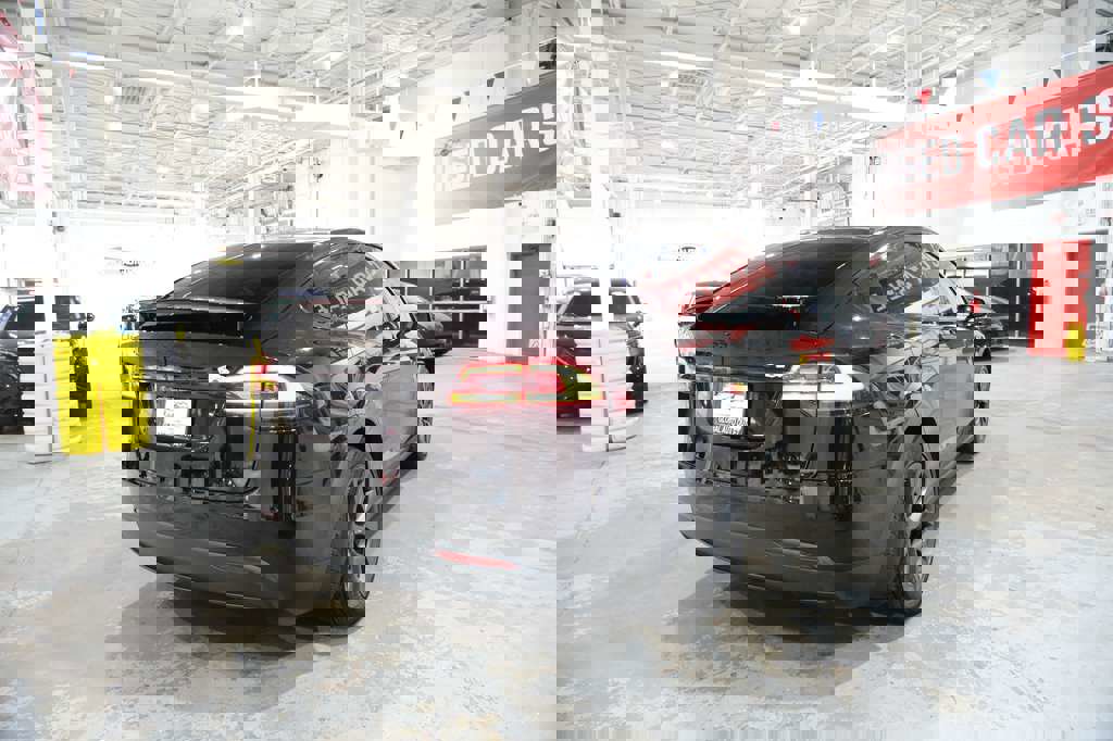 Used 2020 Tesla Model X Performance image 13