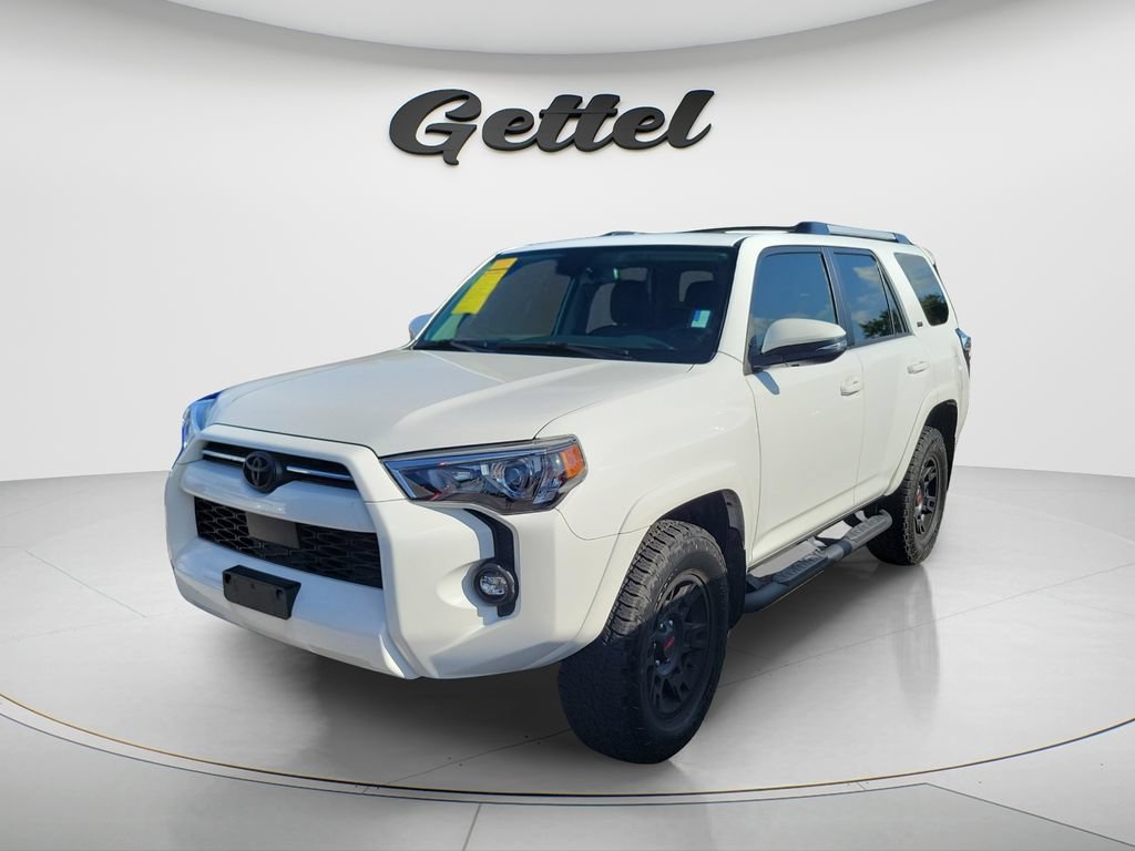 Certified 2023 Toyota 4Runner SR5 Premium w/ Moonroof Package AWD/4WD image 2