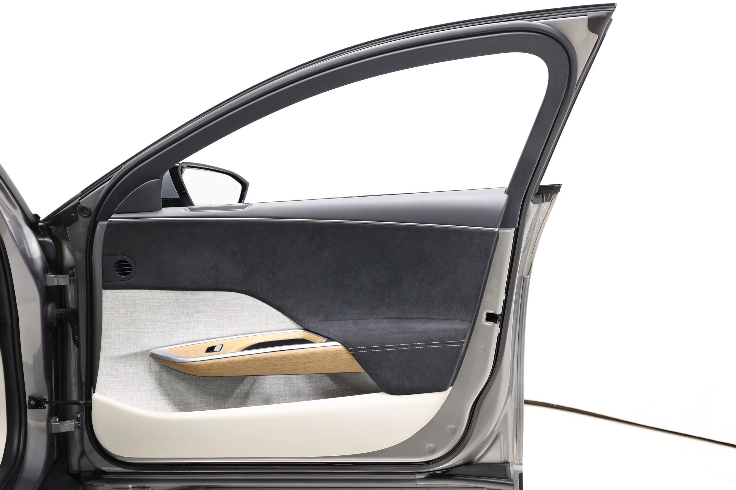 Used 2023 Lucid Air Grand Touring image 80