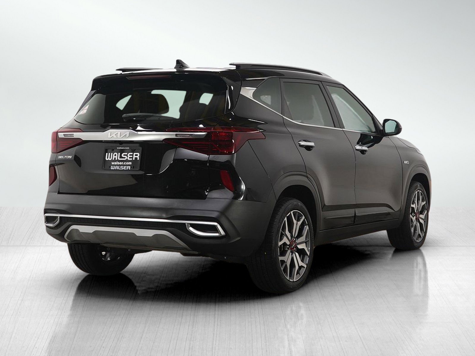 Used 2023 Kia Seltos SX w/ SX Sunroof Package image 5