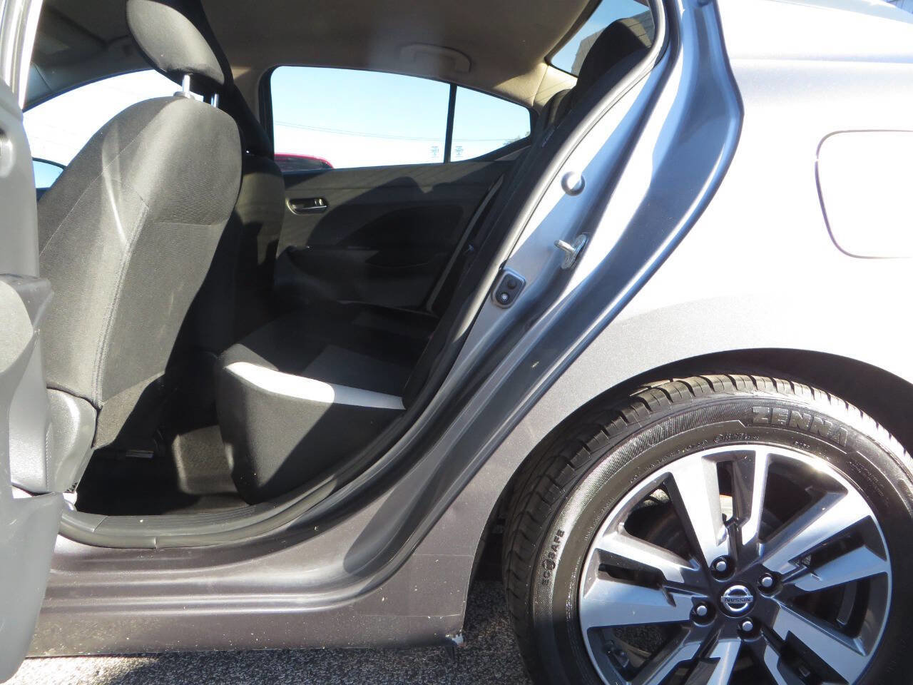 Used 2021 Nissan Versa SV image 13