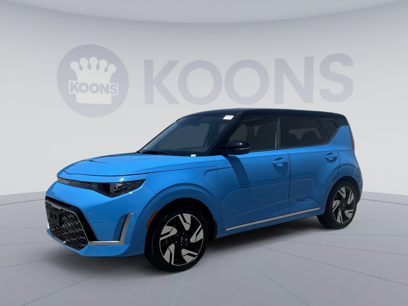 Used 2023 Kia Soul GT-Line FWD image 1