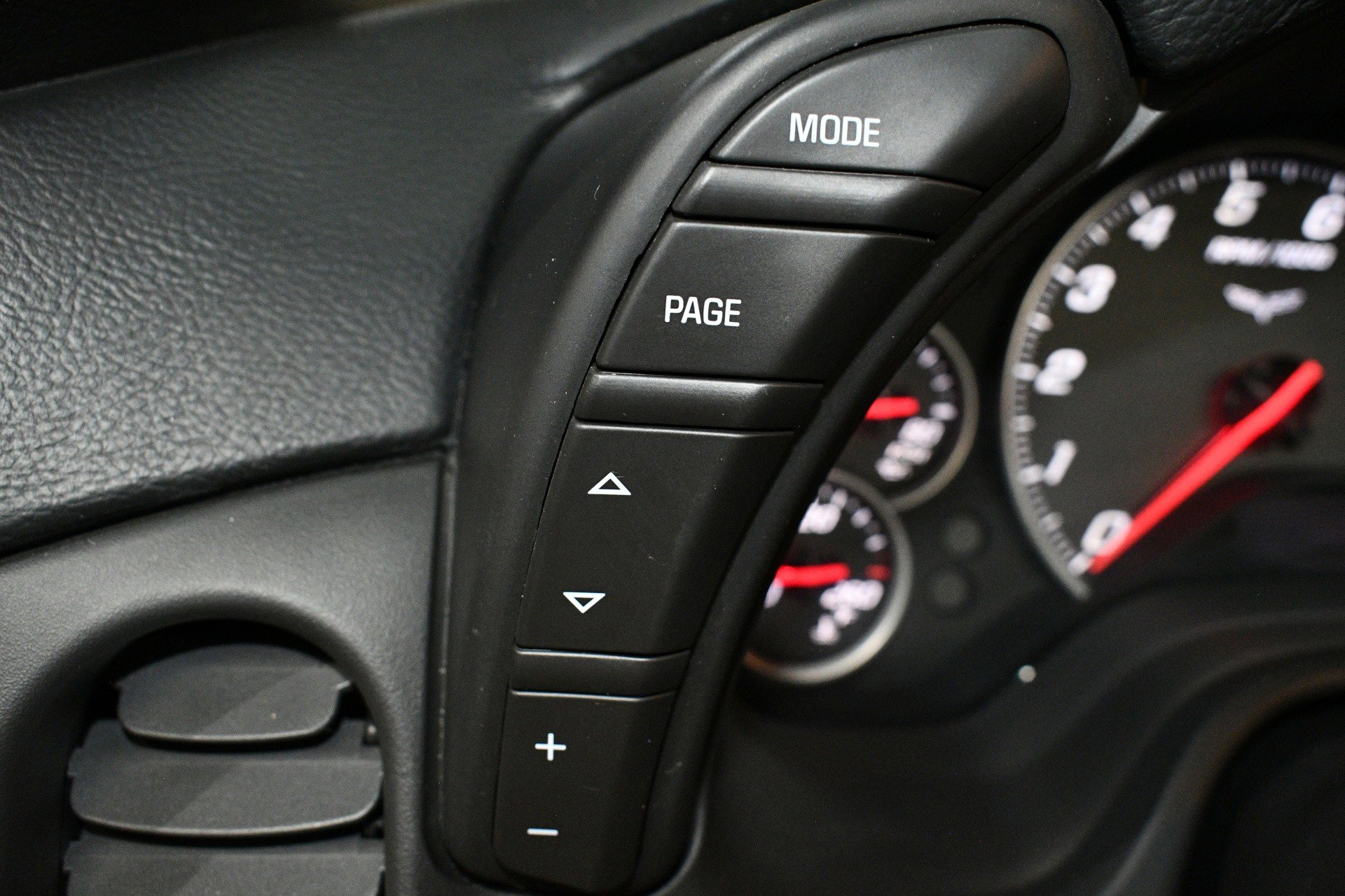 Used 2011 Chevrolet Corvette Grand Sport w/ Preferred Equipment Group image 27