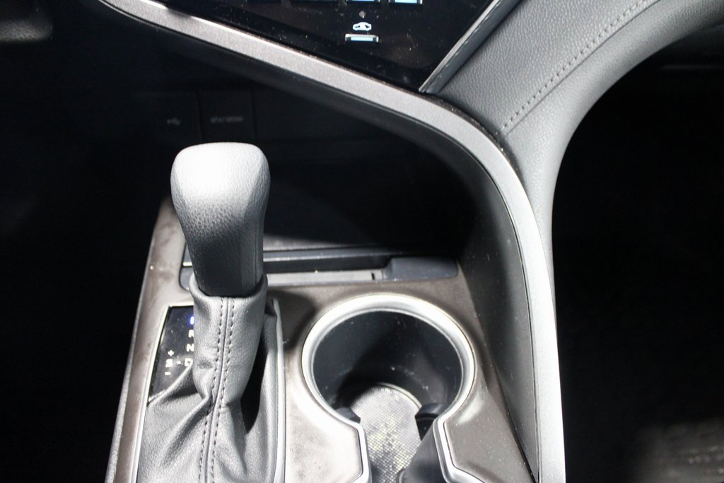 Used 2023 Toyota Camry LE image 29