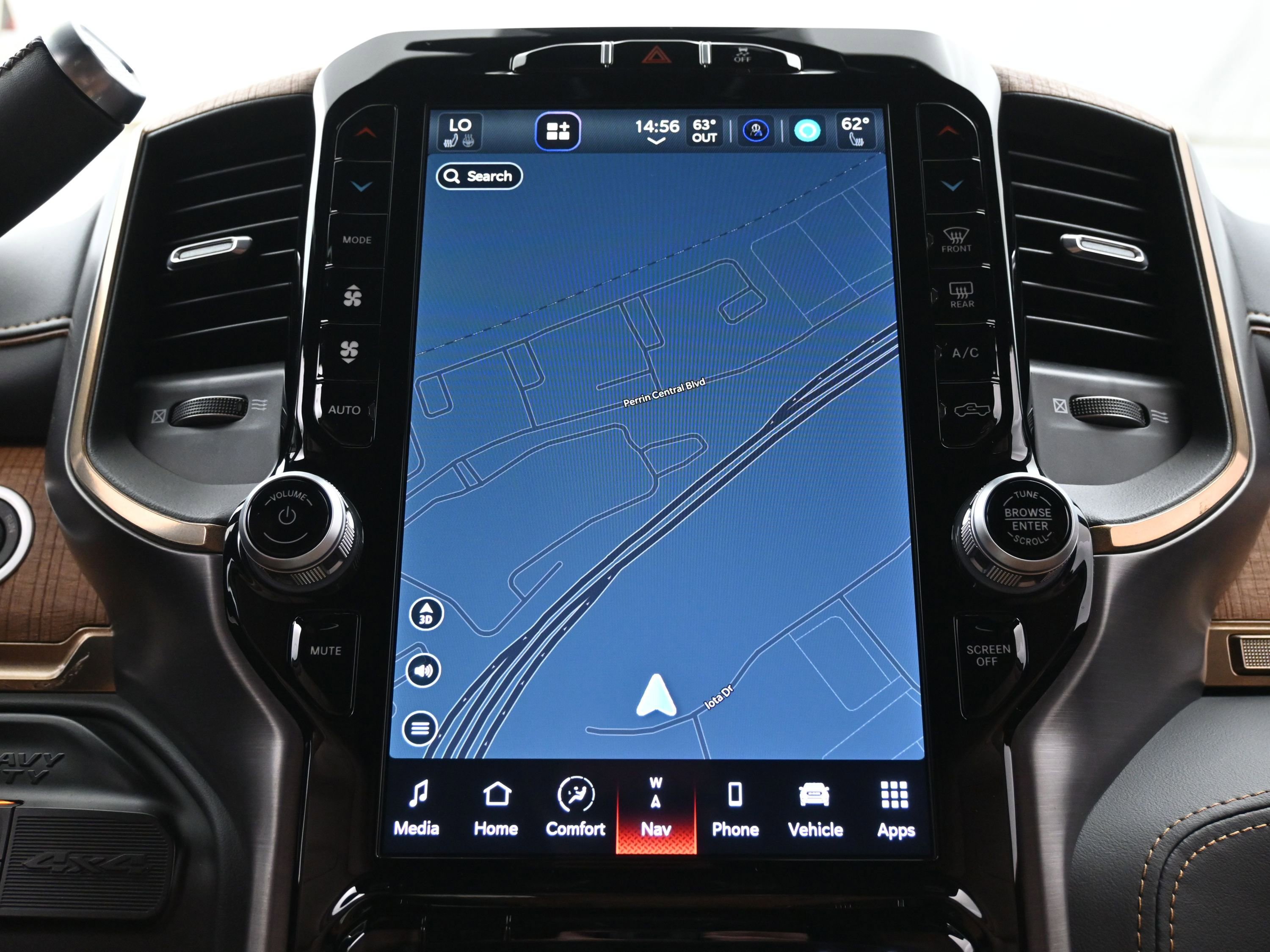 Used 2023 RAM 2500 Limited image 30