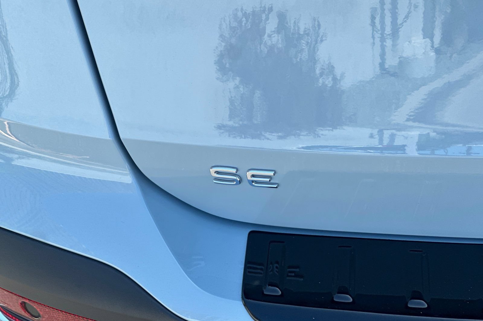 New 2026 Volkswagen Taos SE FWD image 7