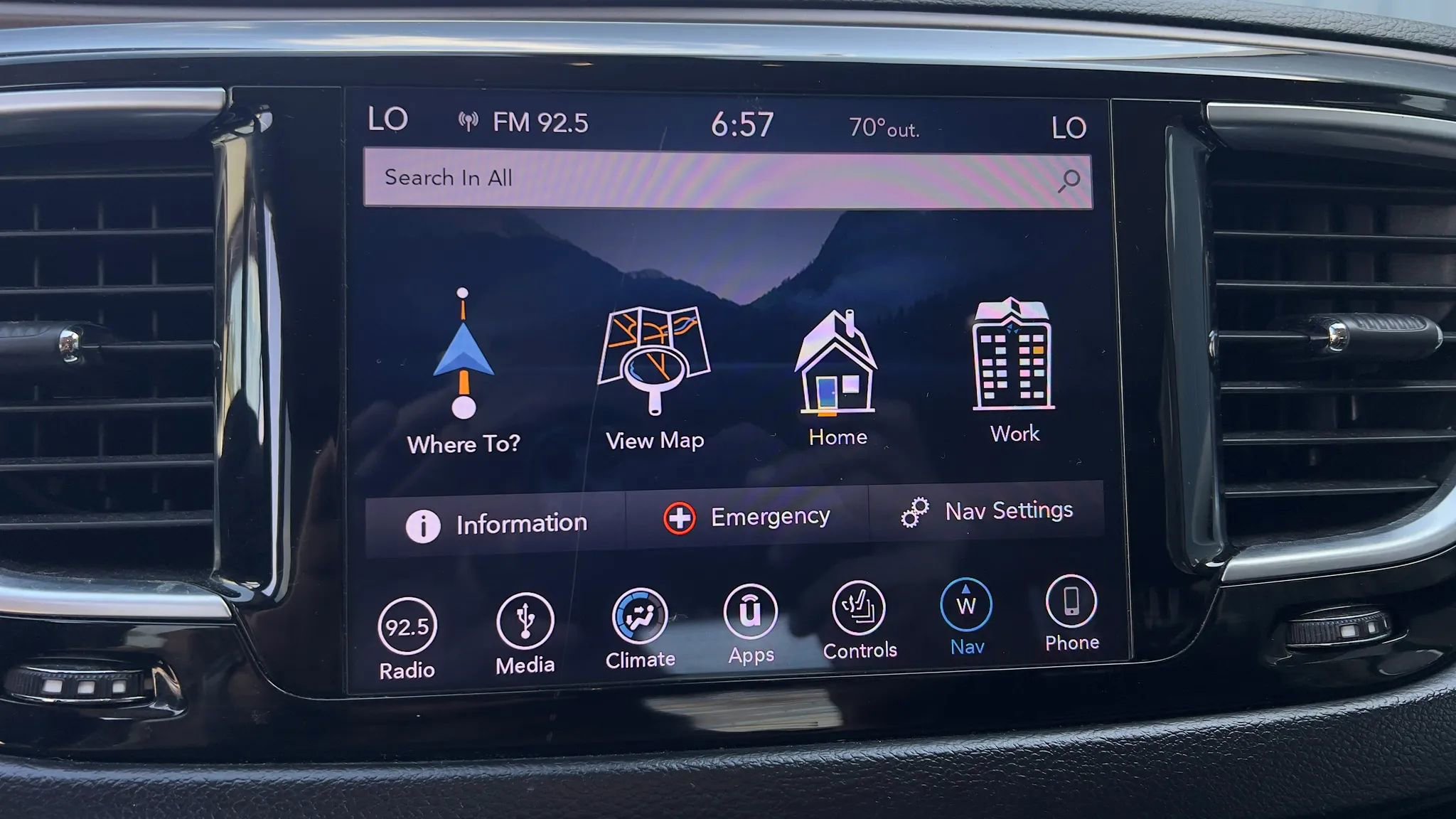 Used 2018 Chrysler Pacifica Touring-L Plus FWD image 31