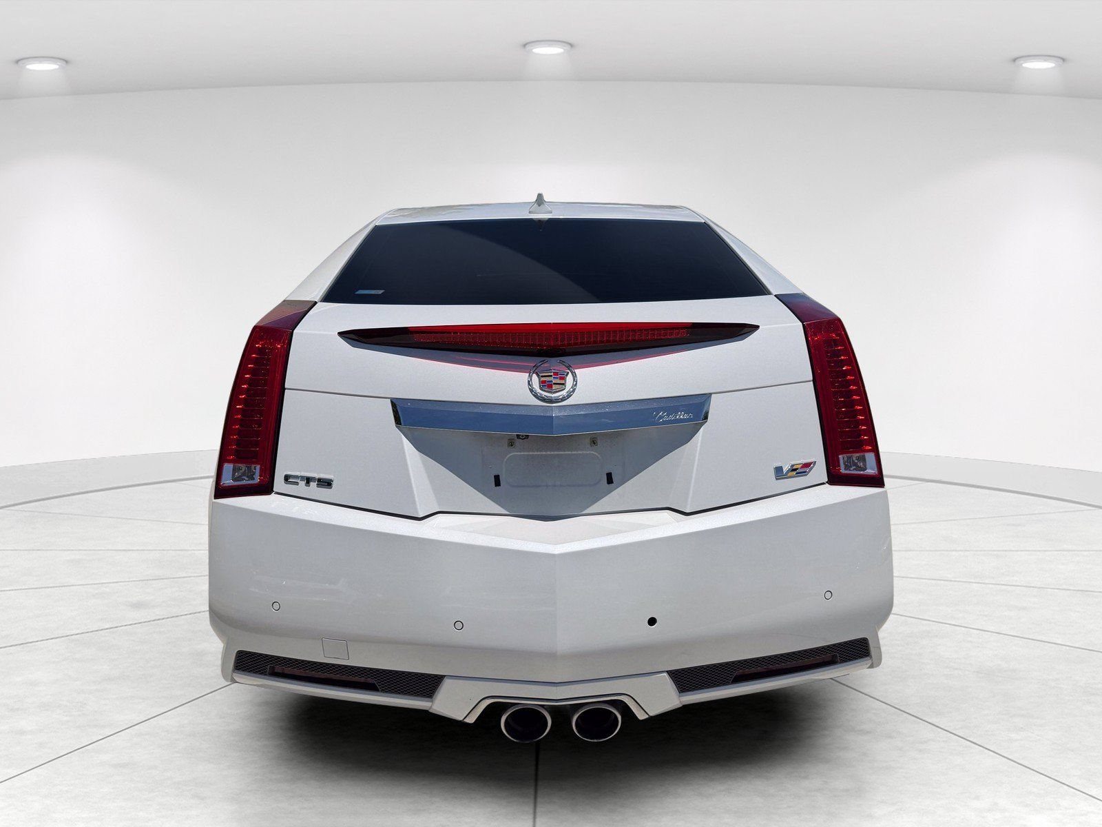 Used 2015 Cadillac CTS V RWD image 5