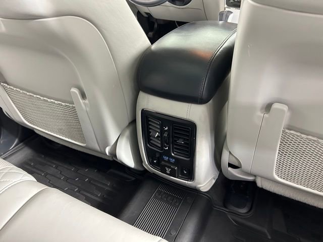 Used 2021 Jeep Grand Cherokee Summit AWD/4WD image 13