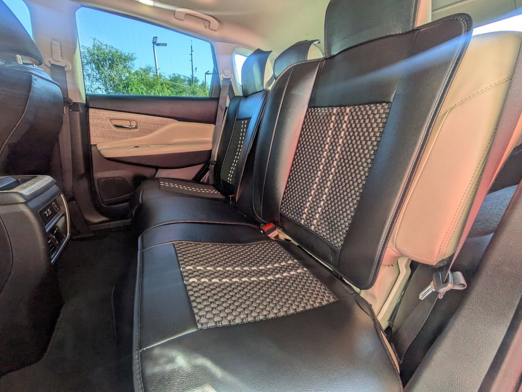 Used 2023 Nissan Murano SL w/ SL Moonroof Package FWD image 13