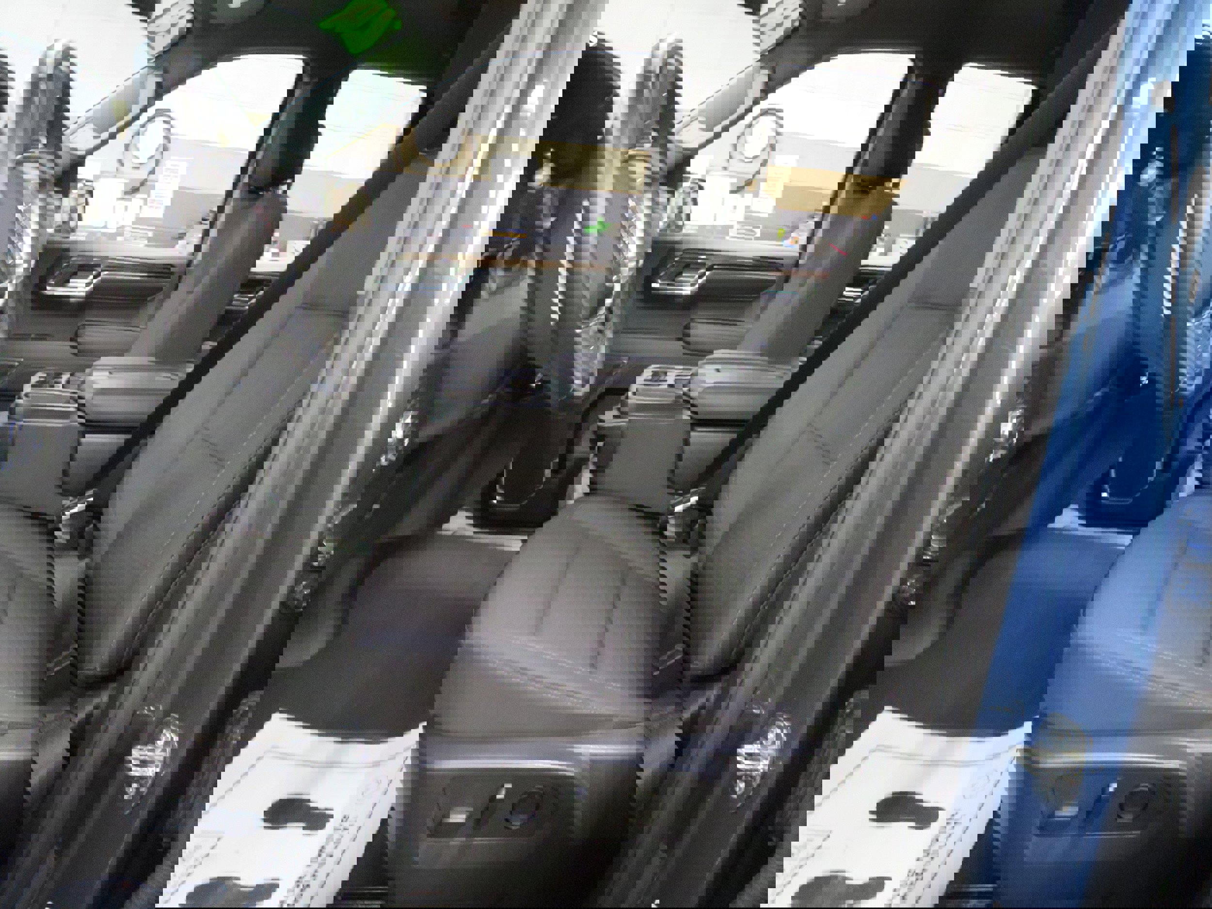 Used 2024 GMC Sierra 1500 Elevation image 8