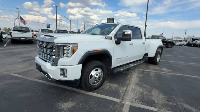 Used 2022 GMC Sierra 3500 Denali AWD/4WD image 4