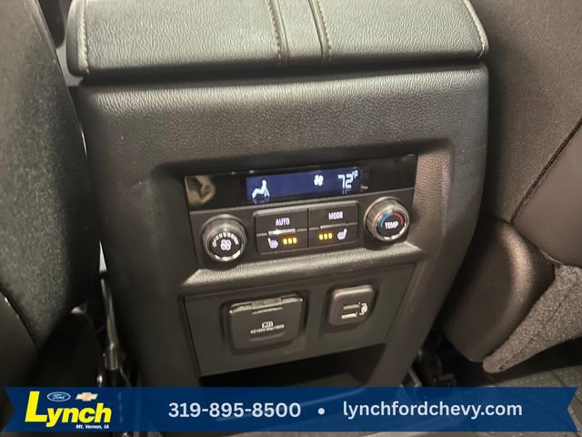 Used 2024 Chevrolet Traverse High Country image 23