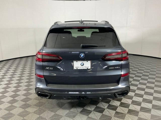 Used 2022 BMW X5 xDrive45e w/ M Sport Package AWD/4WD image 5