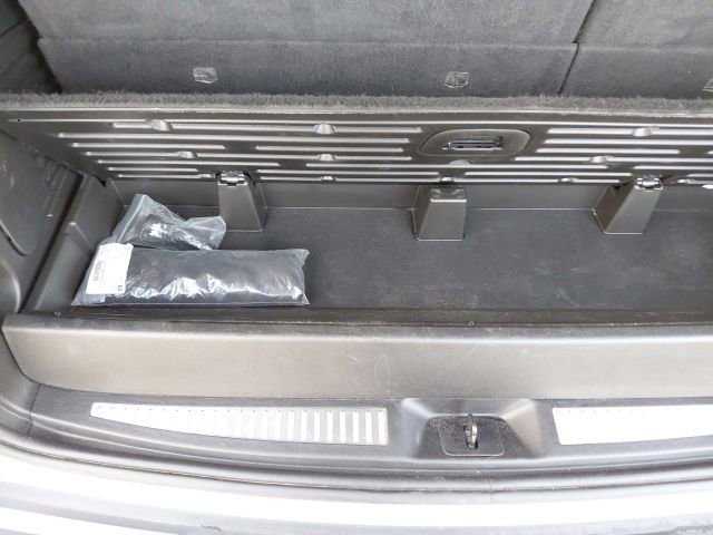 Used 2019 Chevrolet Tahoe LT image 36