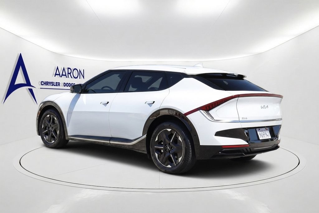 Used 2025 Kia EV6 Wind RWD image 7