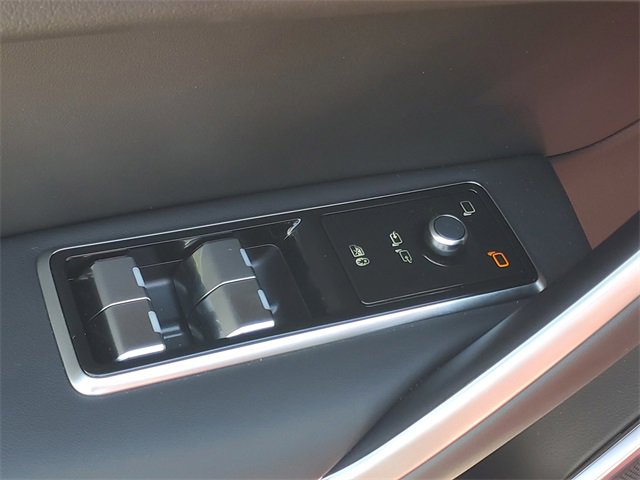 New 2026 Jaguar F-PACE R-Dynamic S image 24