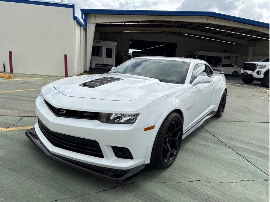 Used 2015 Chevrolet Camaro Z/28 image 3