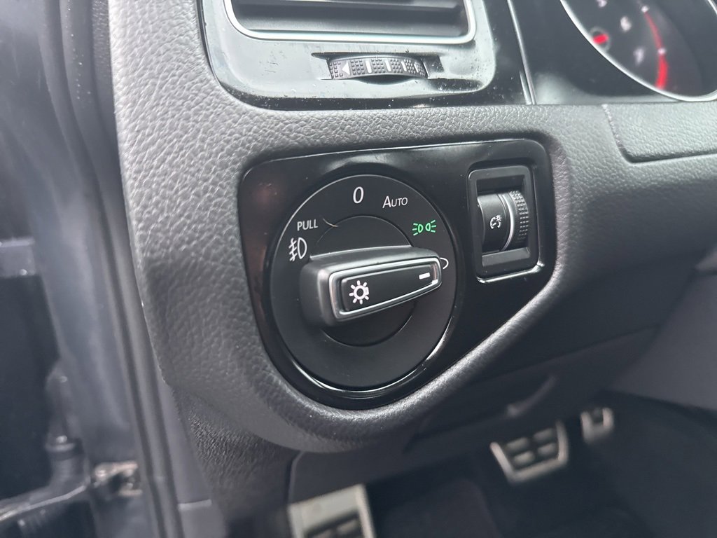 Used 2021 Volkswagen GTI Autobahn image 29