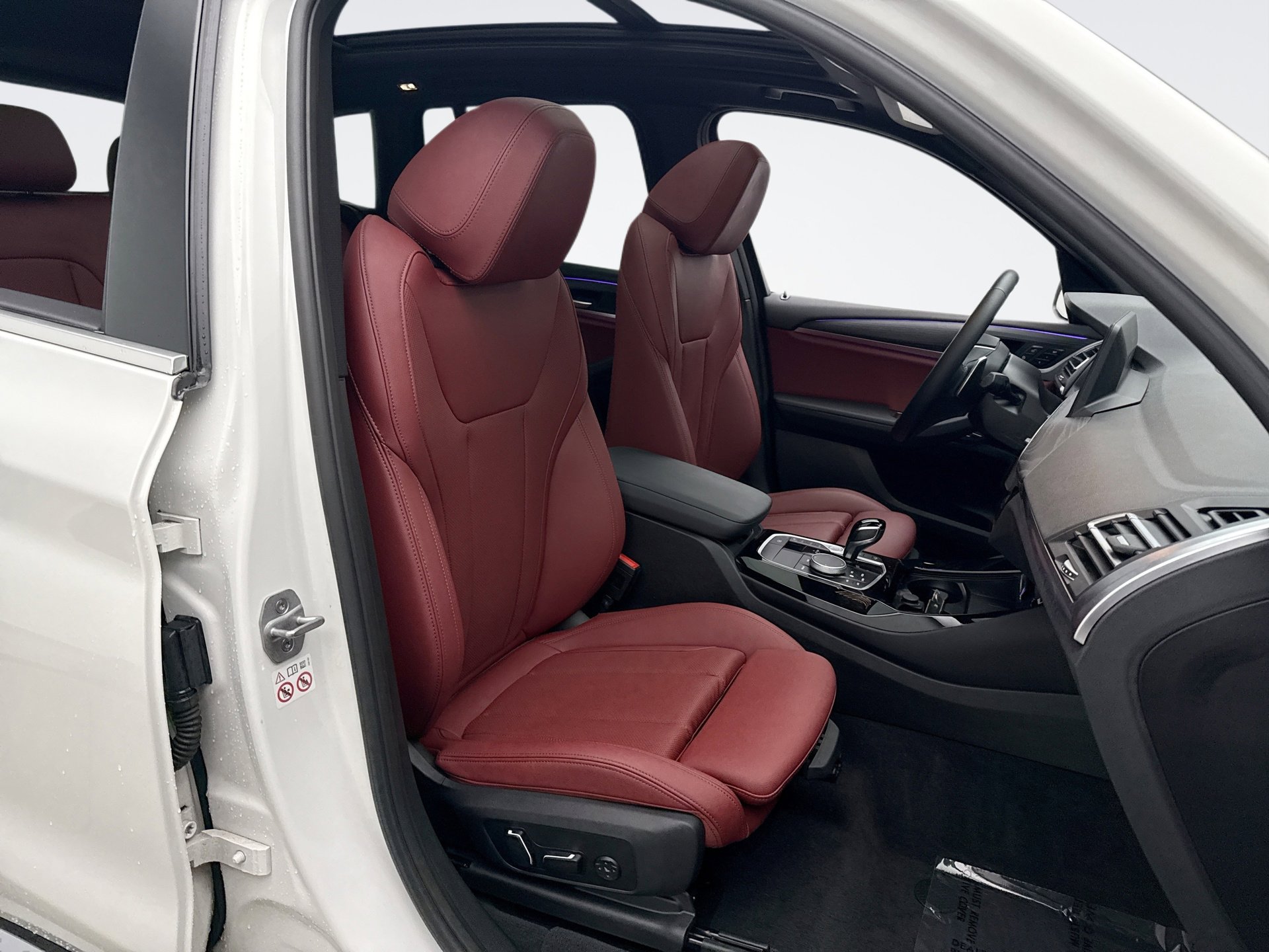 Used 2024 BMW X3 xDrive30i w/ Premium Package w/ZPA image 17