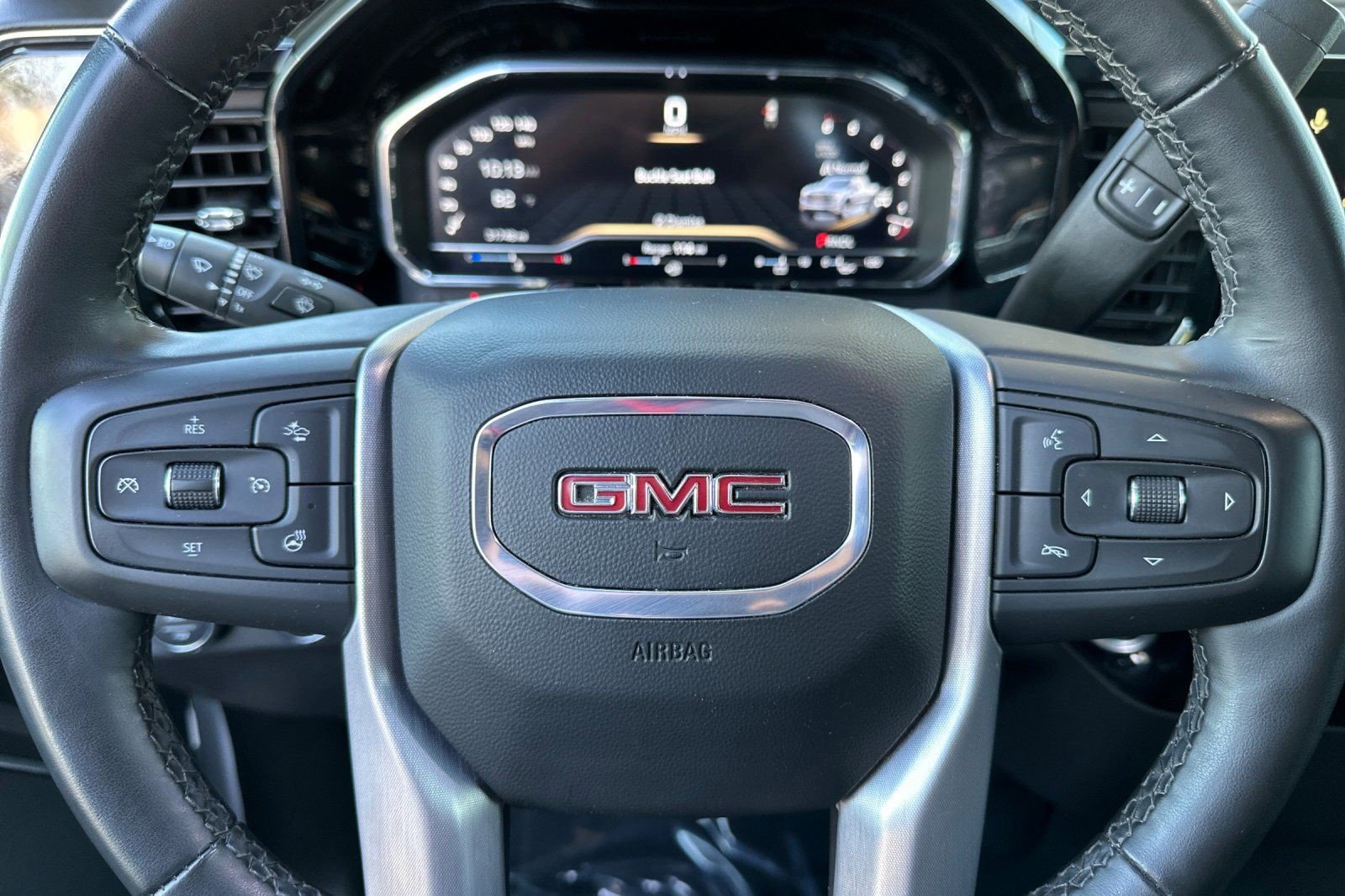Certified 2025 GMC Sierra 1500 SLT AWD/4WD image 33