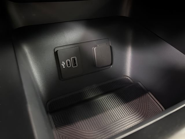 New 2026 Ford Explorer Active image 31