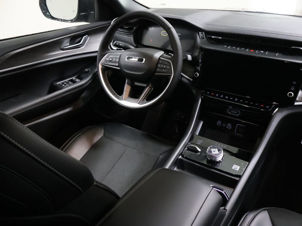 New 2026 Jeep Grand Cherokee Laredo image 20