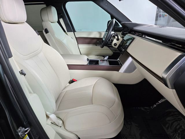Used 2025 Land Rover Range Rover Long Wheelbase SE image 22