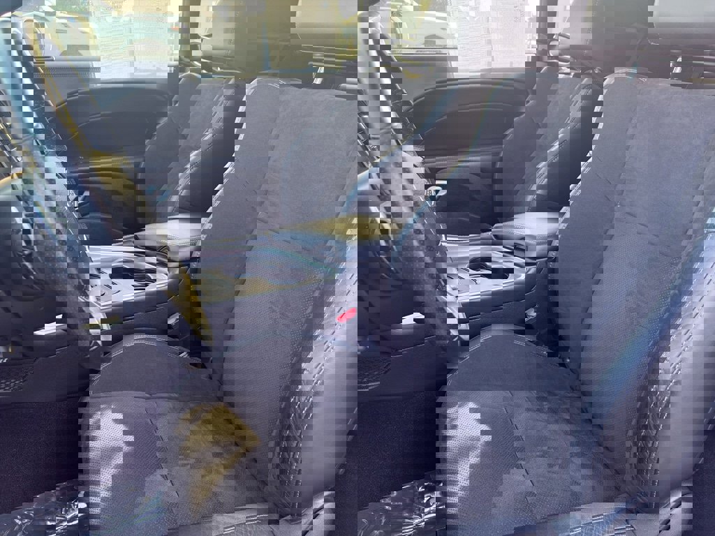 Used 2022 Dodge Challenger GT w/ Plus Package image 6