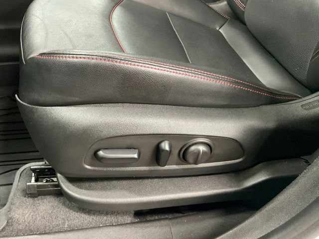 Used 2024 Chevrolet Equinox RS w/ RS Leather Package AWD/4WD image 33