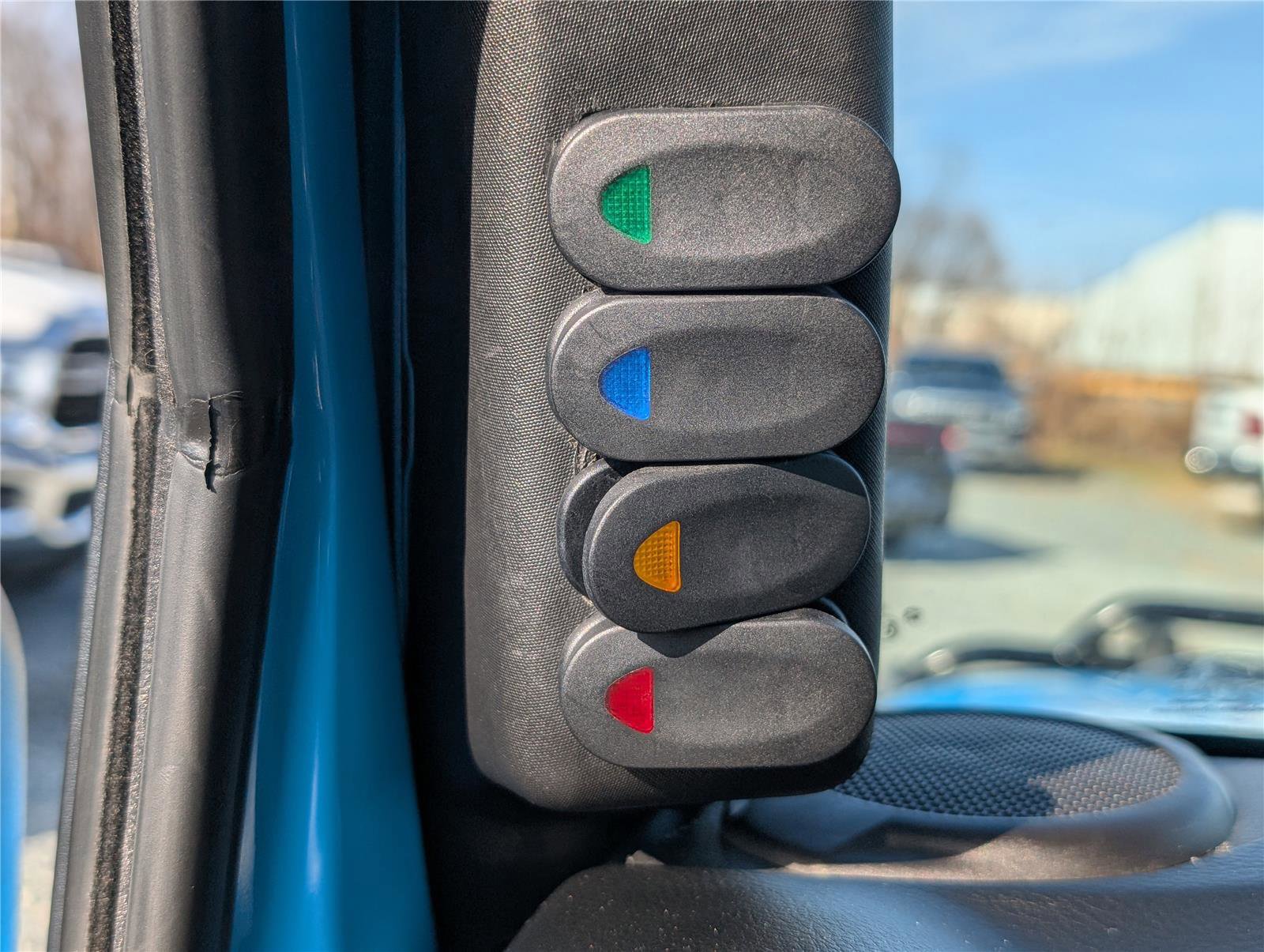 Used 2018 Jeep Wrangler Rubicon w/ Power Convenience Group image 27