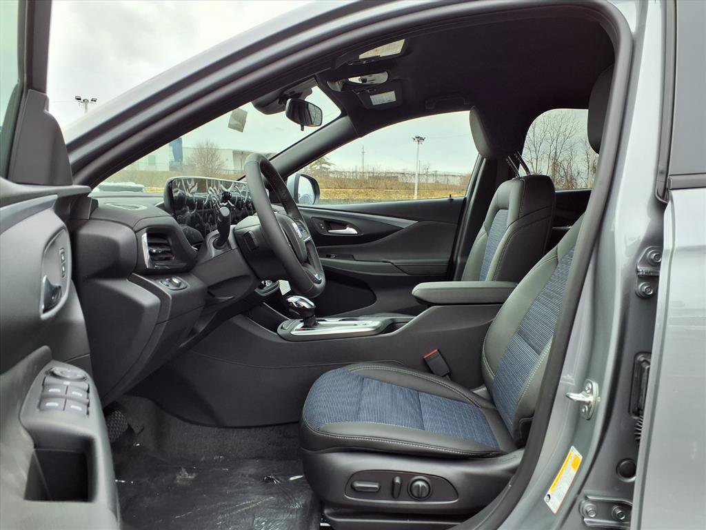 New 2026 Buick Envista Sport Touring w/ Convenience I Package FWD image 16