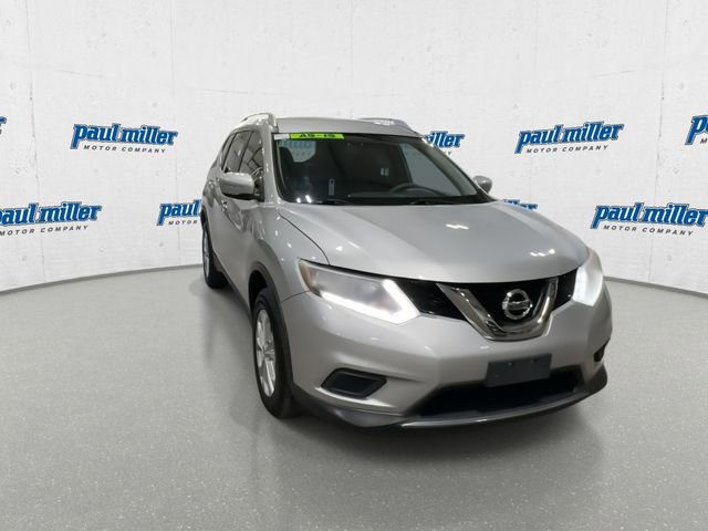 Used 2015 Nissan Rogue SV AWD/4WD image 3