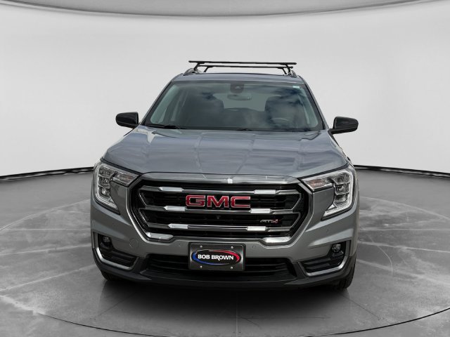 Used 2024 GMC Terrain AT4 w/ Tech Package AWD/4WD image 8