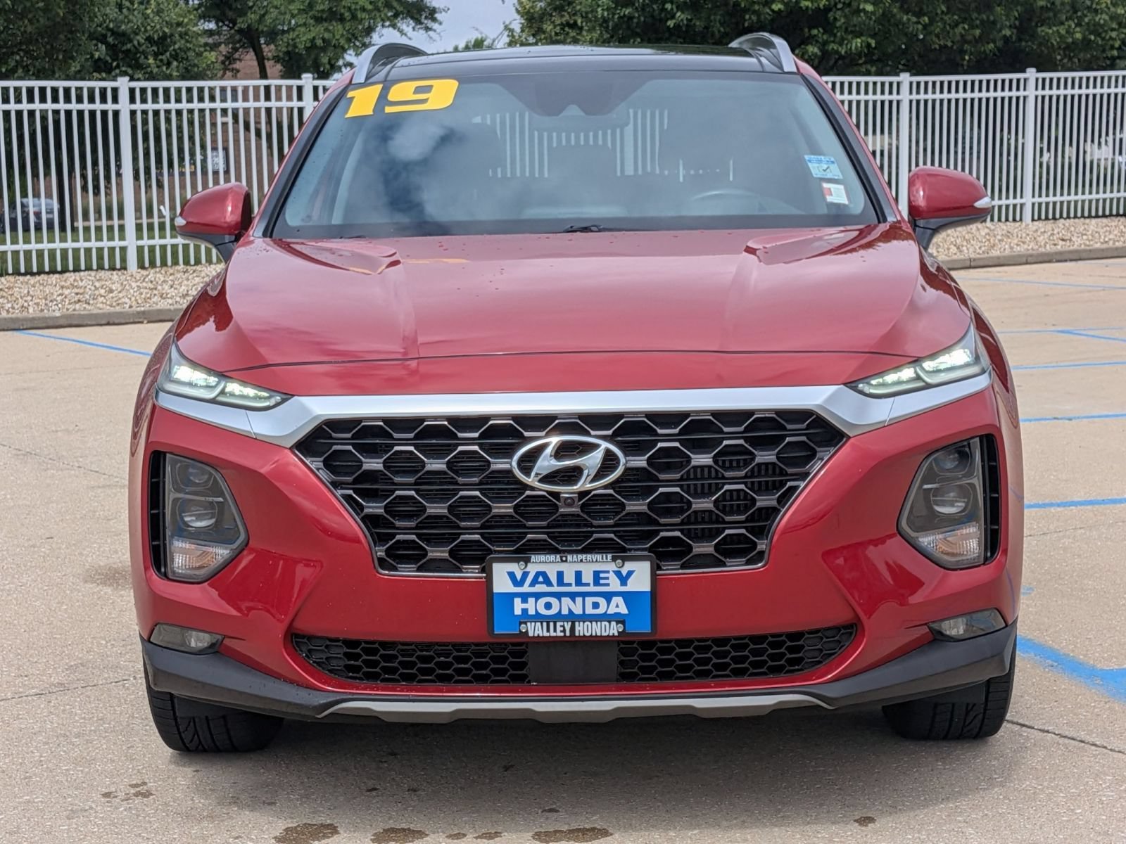 Used 2019 Hyundai Santa Fe AWD image 3