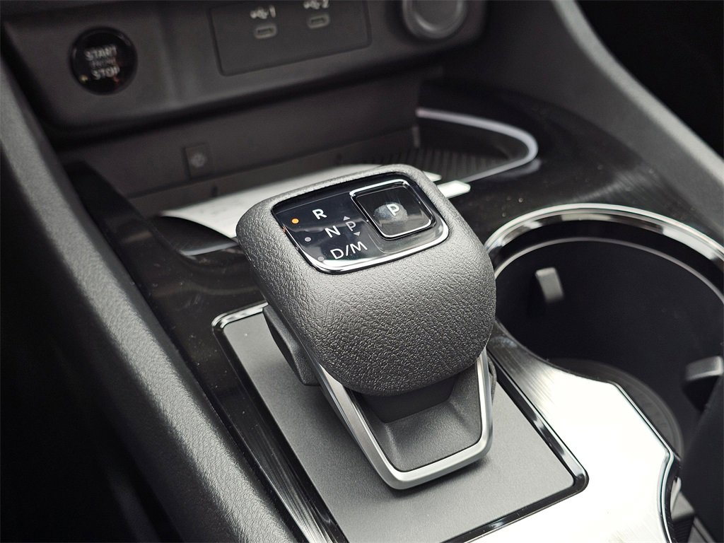 New 2025 Nissan Rogue SL w/ Tech Package image 15