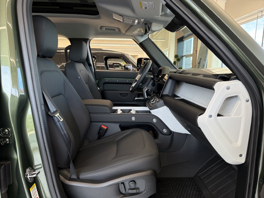 New 2026 Land Rover Defender 110 S AWD/4WD image 15