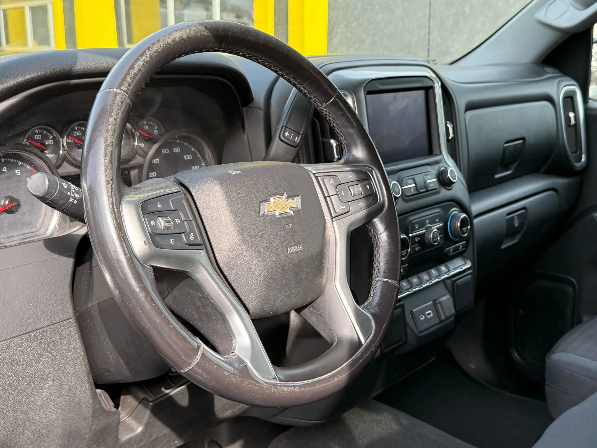 Used 2019 Chevrolet Silverado 1500 LT w/ All-Star Edition AWD/4WD image 8