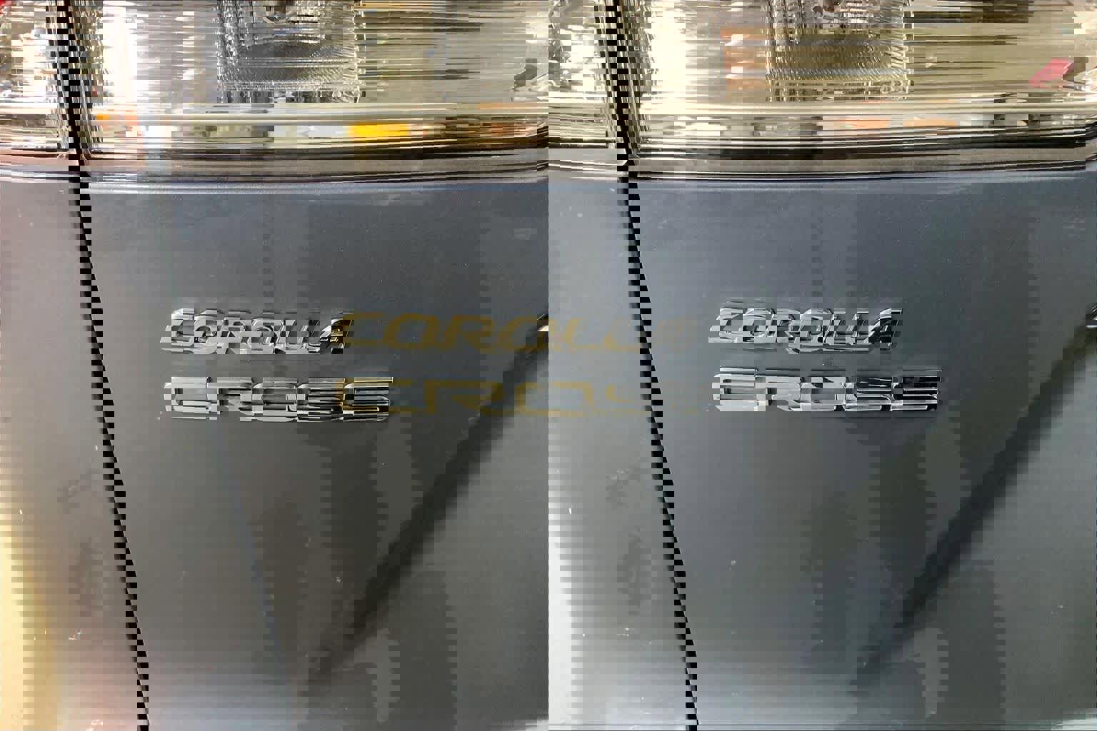 Used 2025 Toyota Corolla Cross LE image 10