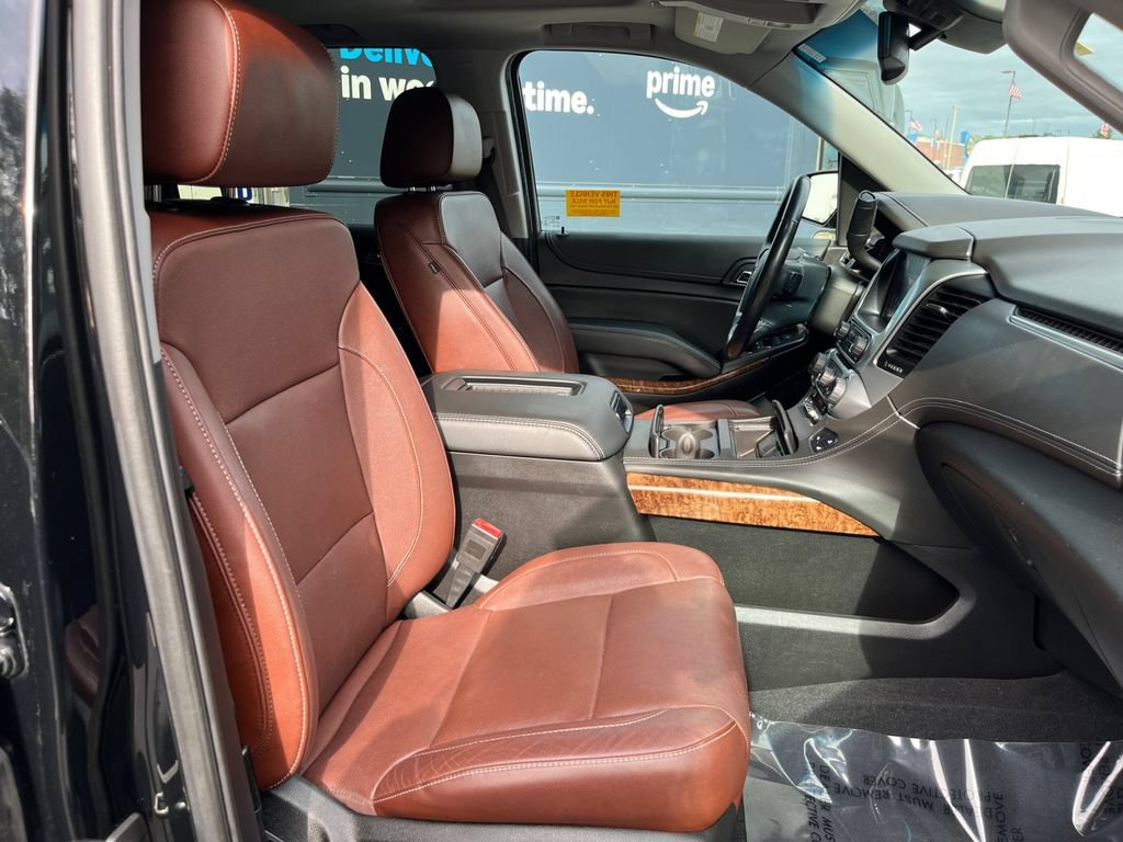 Used 2020 Chevrolet Suburban Premier w/ Premier Plus Edition AWD/4WD image 23
