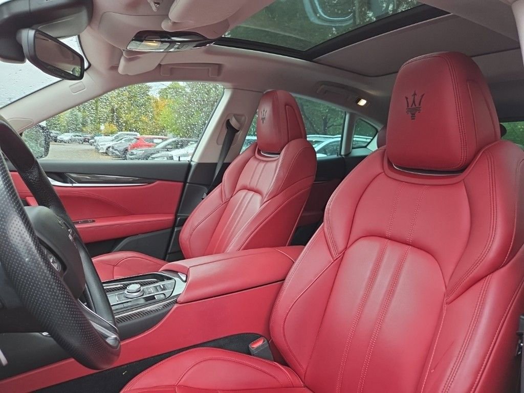 Used 2018 Maserati Levante S GranSport image 15