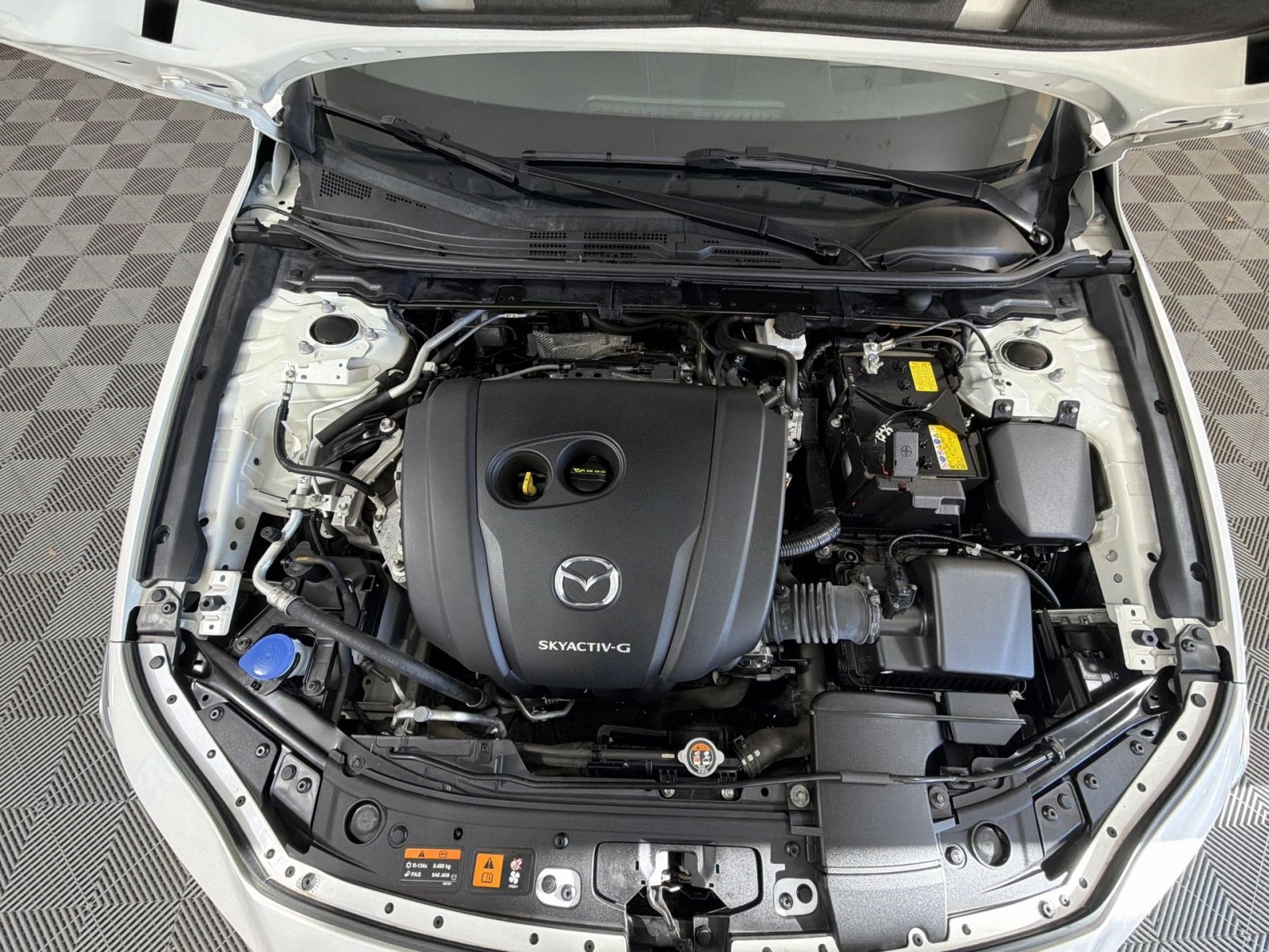 Used 2019 MAZDA MAZDA3 AWD Sedan w/ Premium Package image 28