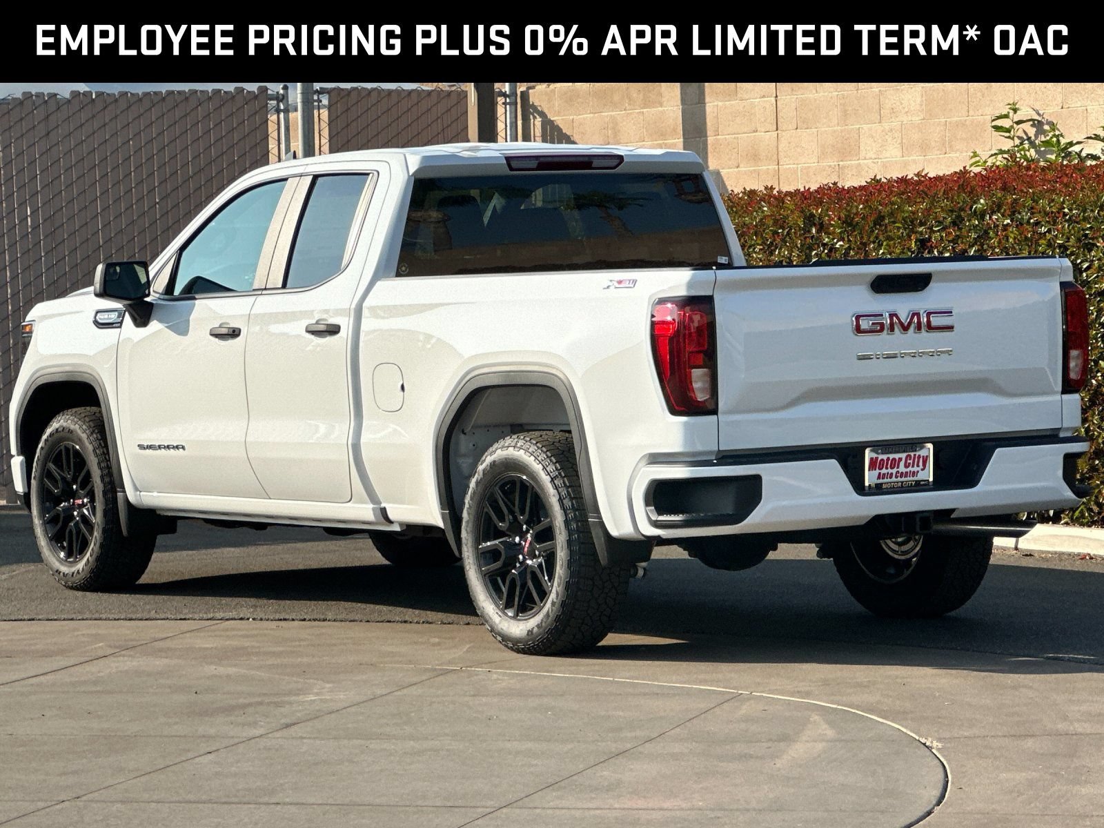 New 2026 GMC Sierra 1500 Pro w/ Graphite Edition AWD/4WD image 6