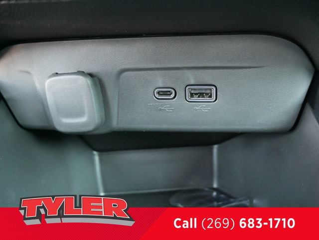 New 2026 Chevrolet Trax RS w/ Driver Confidence Package FWD image 32