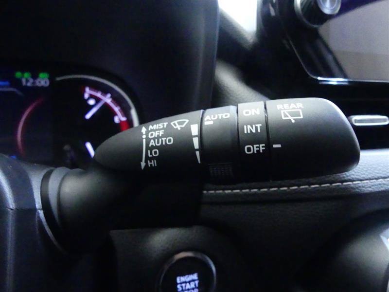 Used 2025 Toyota RAV4 XLE Premium w/ Weather Package AWD/4WD image 17